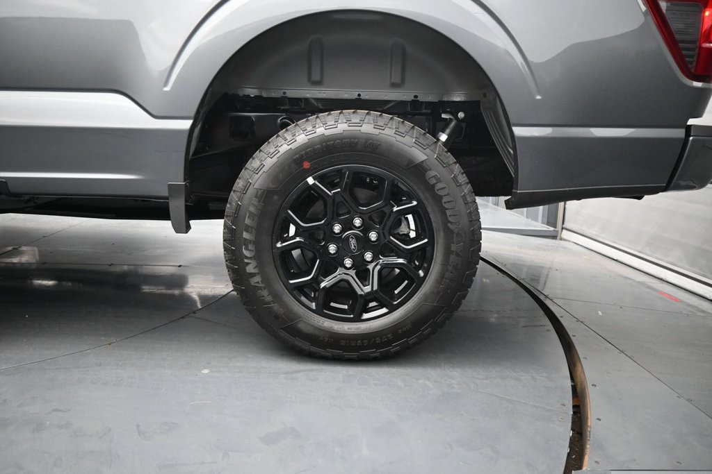 New 2026 Ford F150 XLT w/ Equipment Group 302A MID AWD/4WD image 19