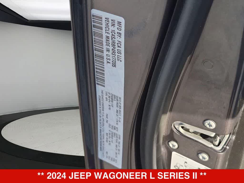 Used 2024 Jeep Wagoneer L Series II w/ Flexible Seating Group RWD image 36
