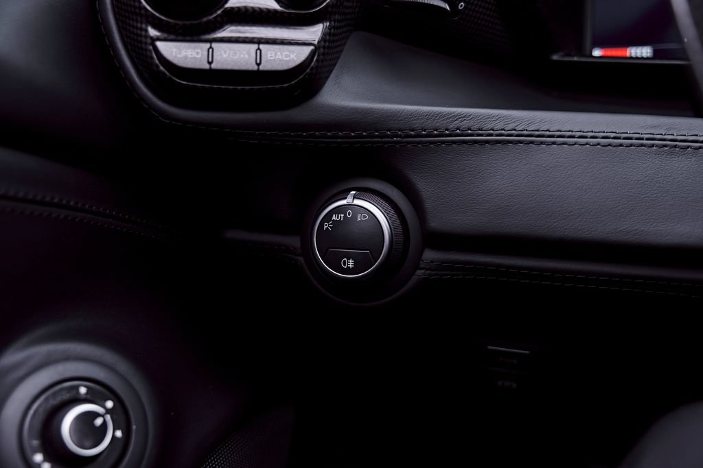 Used 2019 Ferrari 488 Spider RWD image 79