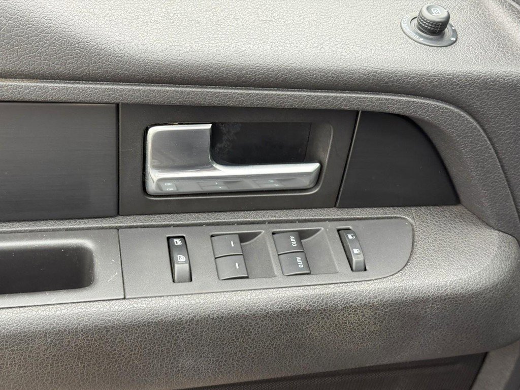 Used 2014 Ford F150 FX4 w/ Equipment Group 402A Luxury image 17