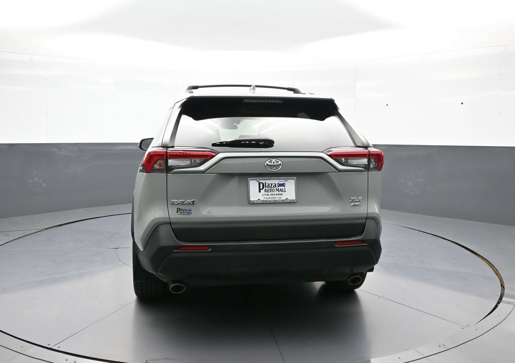 Certified 2020 Toyota RAV4 XLE Premium AWD/4WD image 7