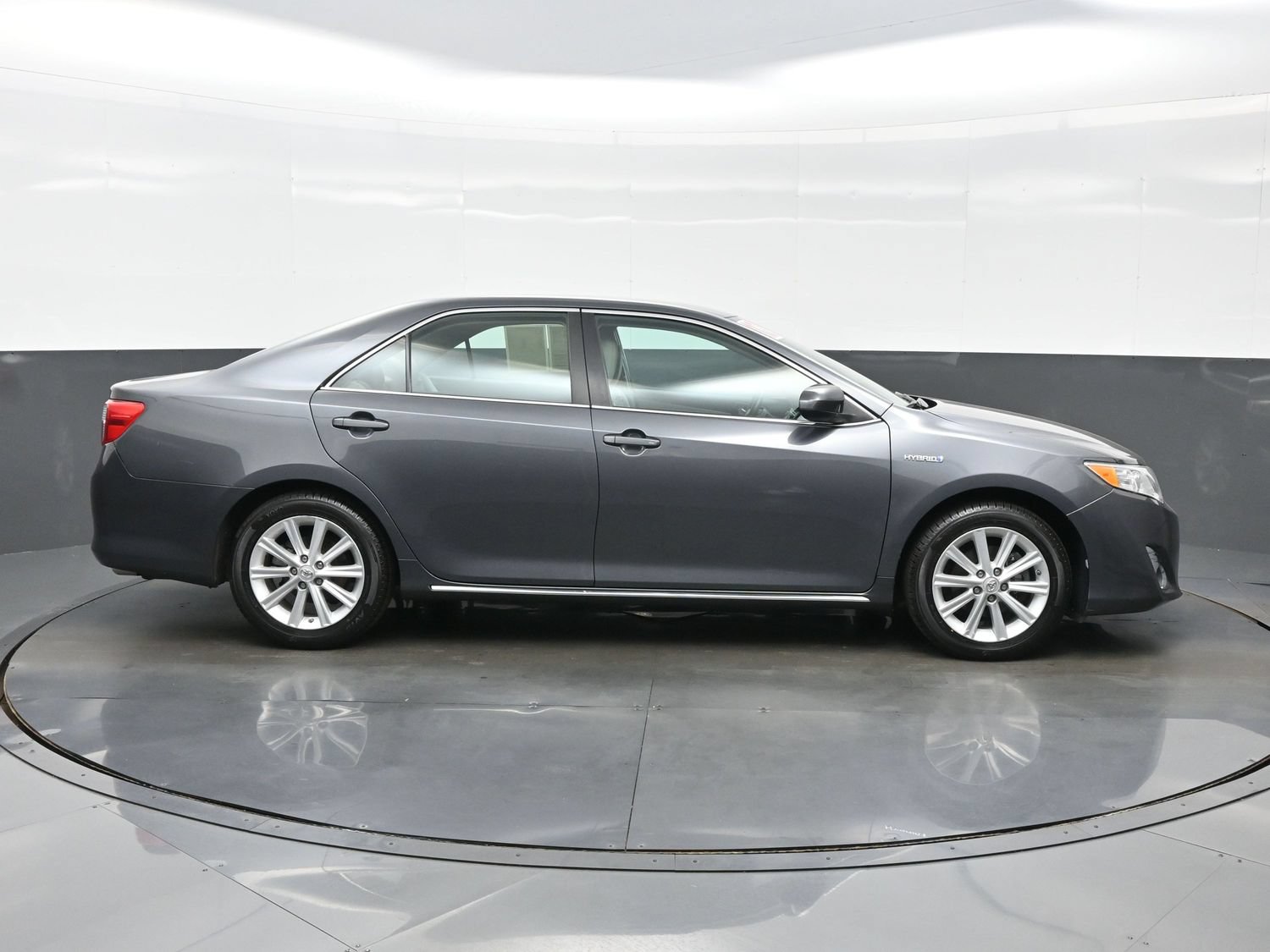 Used 2012 Toyota Camry XLE FWD image 7