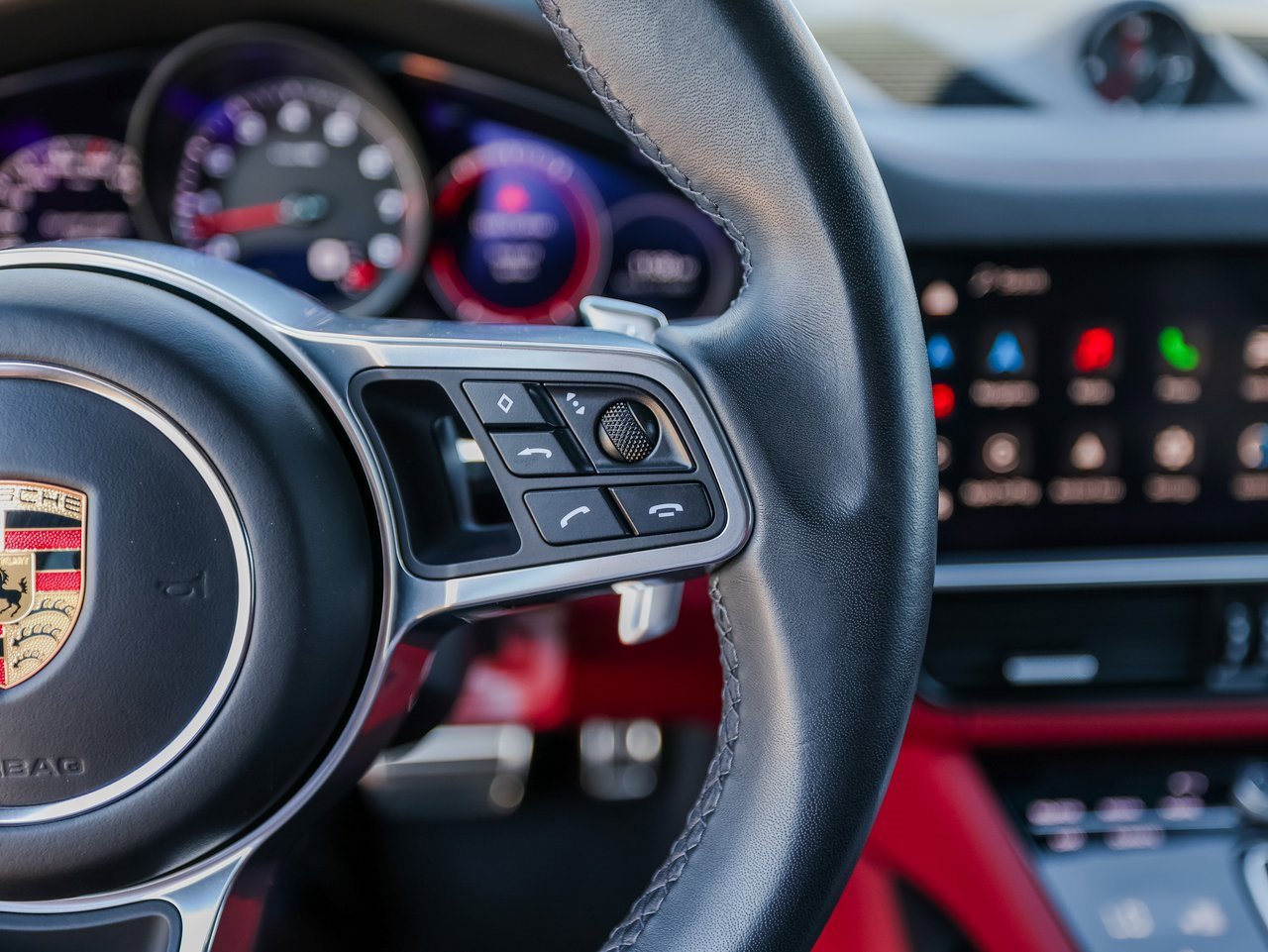 Certified 2023 Porsche Cayenne S Platinum image 16