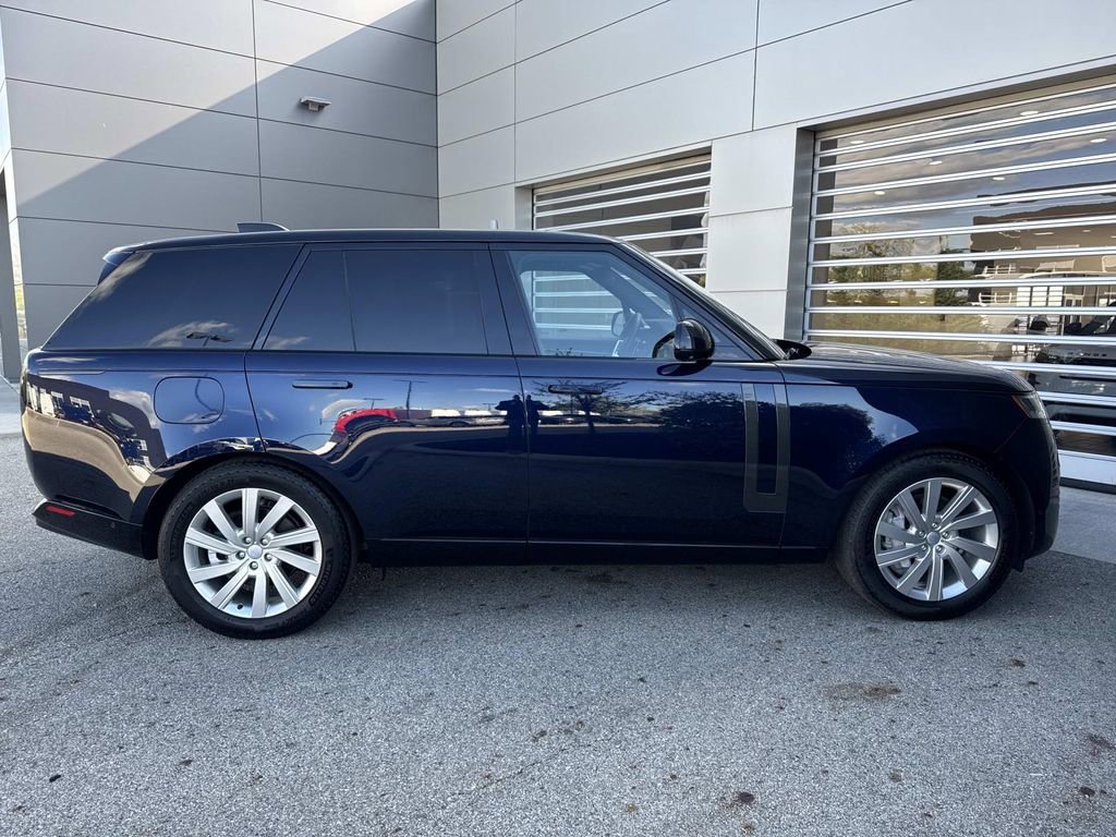 Certified 2023 Land Rover Range Rover SE AWD/4WD image 9