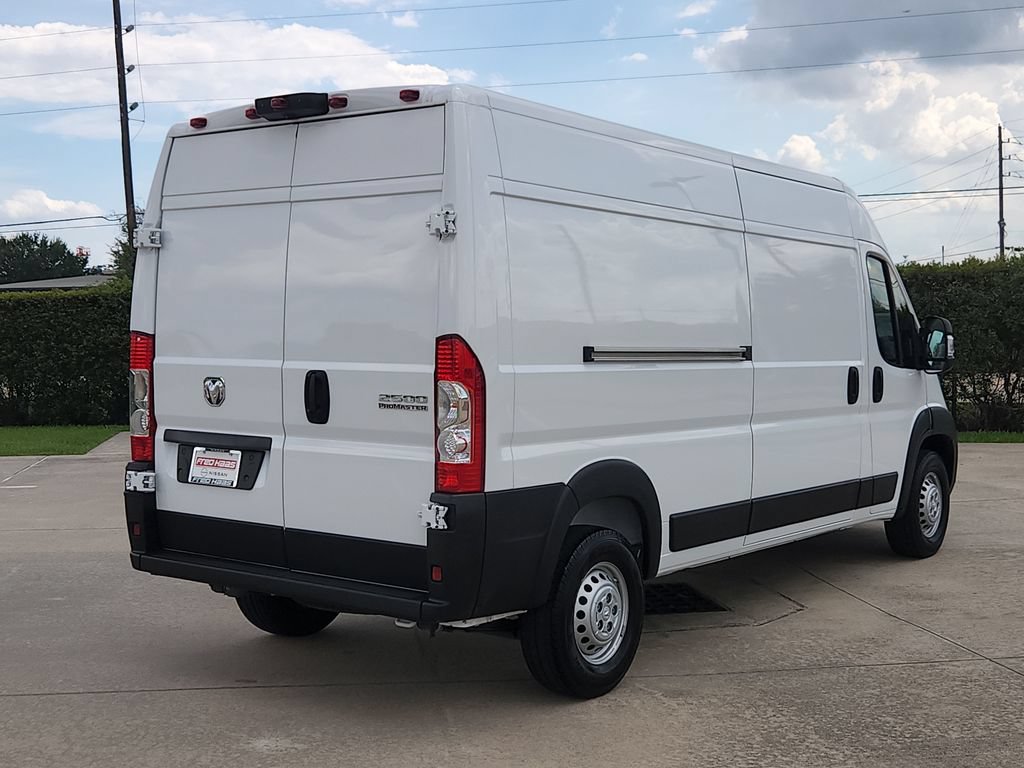 Used 2026 RAM ProMaster 2500 w/ Convenience Group FWD image 5