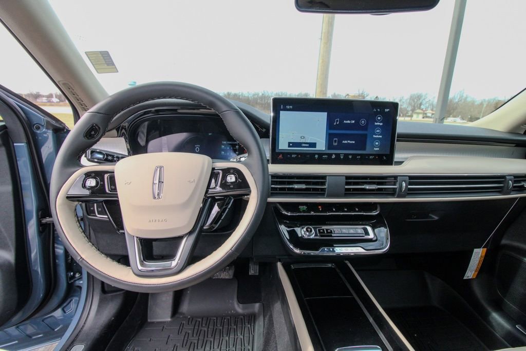 Used 2026 Lincoln Corsair Premiere image 29