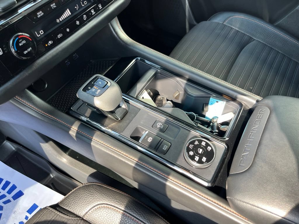 Used 2024 Nissan Pathfinder Rock Creek AWD/4WD image 11