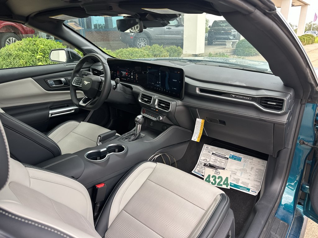 New 2026 Ford Mustang GT Premium w/ GT Performance Package RWD image 5