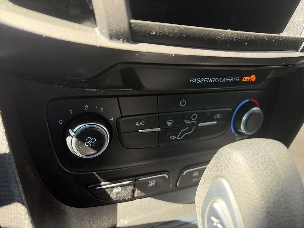 Used 2019 Ford Transit Connect XL image 18