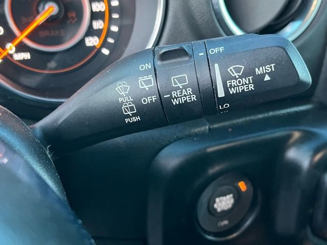 Used 2020 Jeep Wrangler Unlimited Sahara image 38