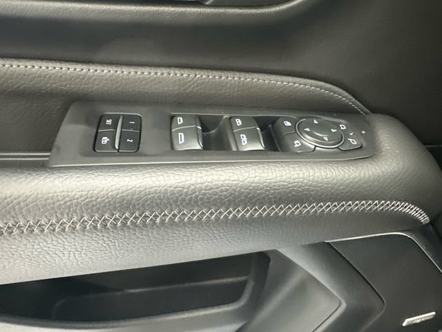 Used 2024 GMC Yukon Denali w/ Max Trailering Package AWD/4WD image 24