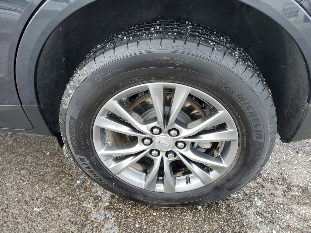 Used 2023 Cadillac XT5 Premium Luxury w/ LPO, Floor Liner Package image 29