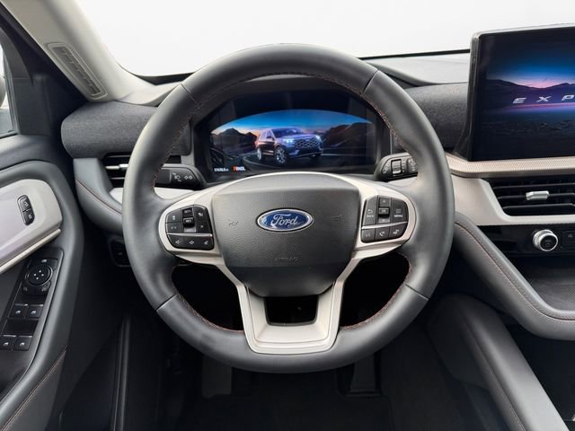 Used 2025 Ford Explorer Active image 12