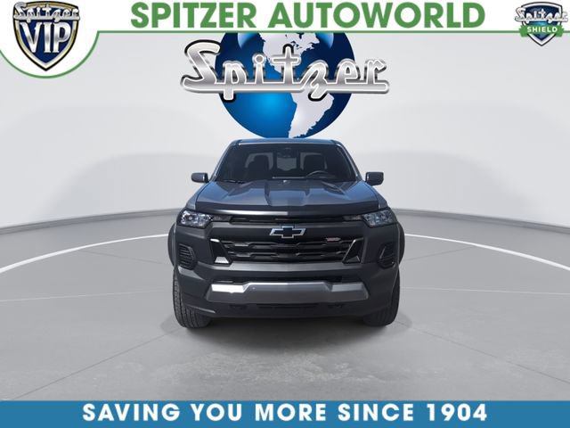 Used 2025 Chevrolet Colorado Trail Boss AWD/4WD image 3