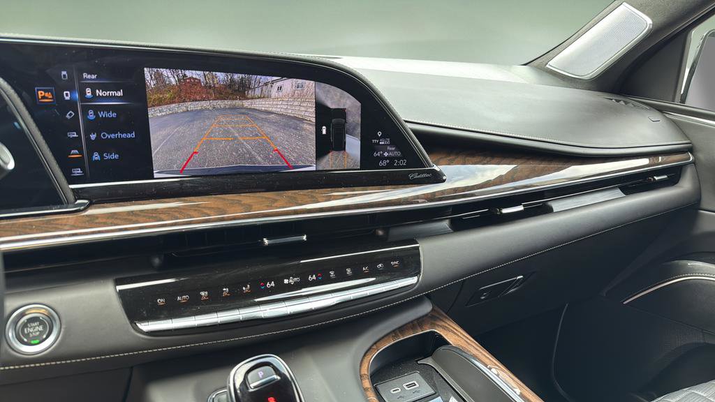 Certified 2024 Cadillac Escalade ESV Sport Platinum w/ LPO, ONYX Package AWD/4WD image 43