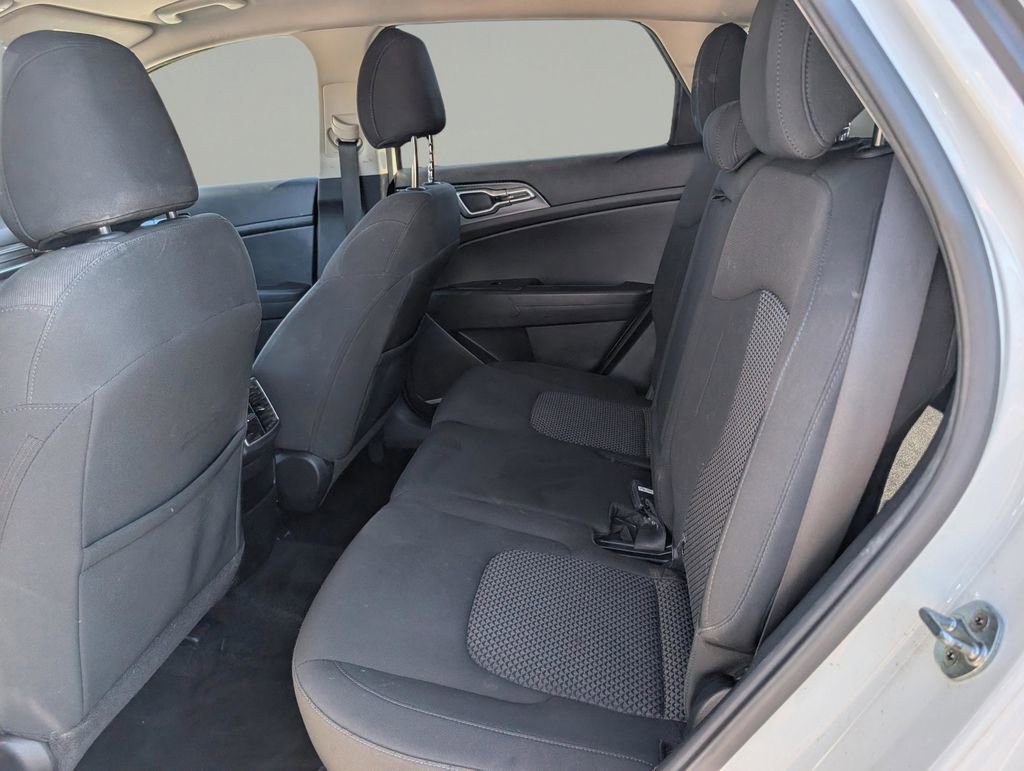 Used 2023 Kia Sportage LX FWD image 14