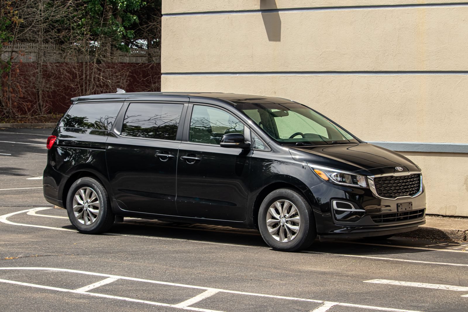 Used 2021 Kia Sedona LX FWD image 11
