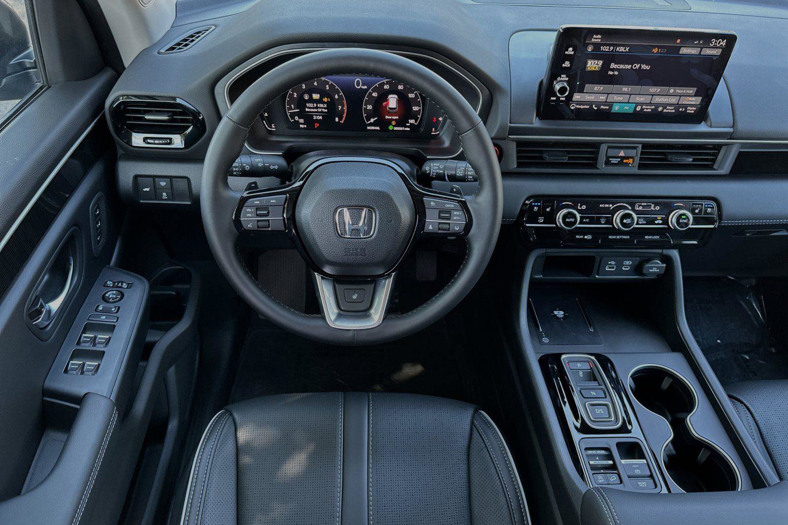 New 2025 Honda Pilot Elite image 15