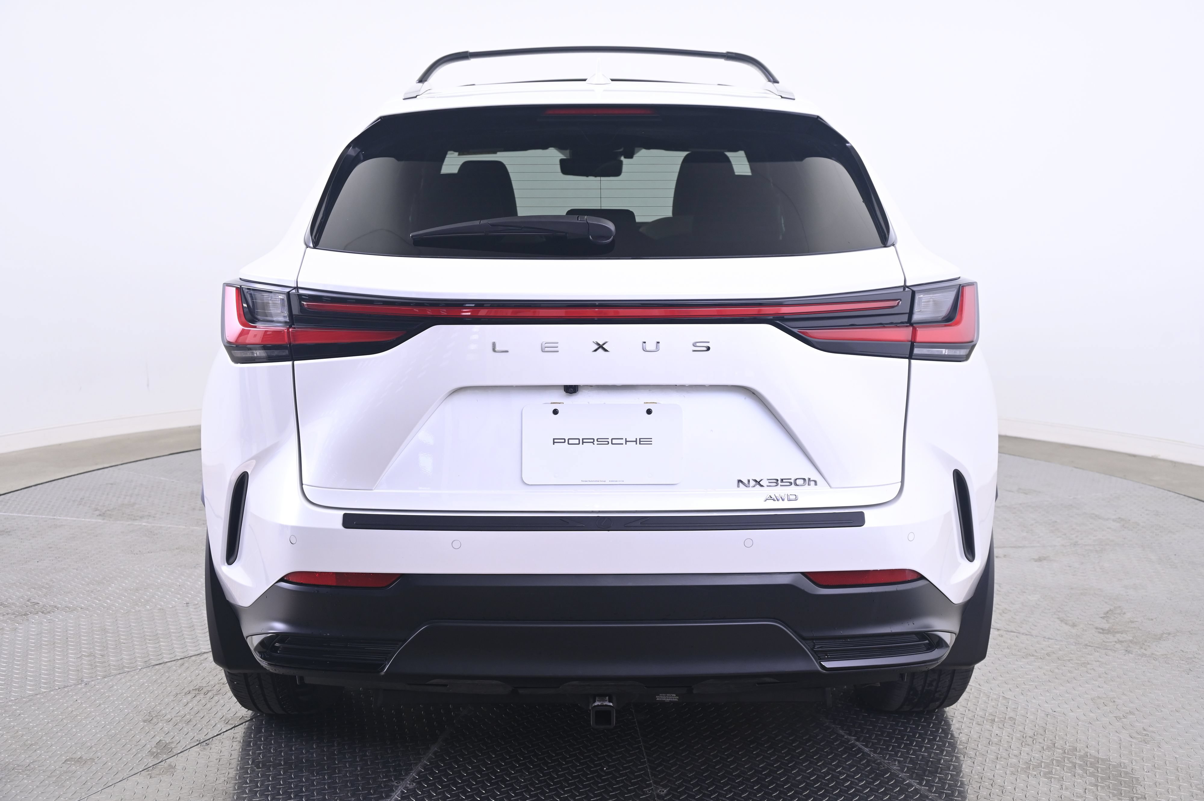 Used 2024 Lexus NX 350h AWD image 6