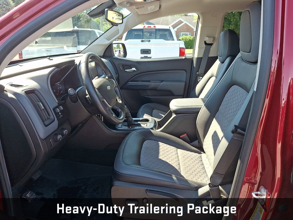 Used 2017 Chevrolet Colorado Z71 AWD/4WD image 16