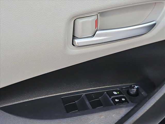 Used 2020 Toyota Corolla L FWD image 26
