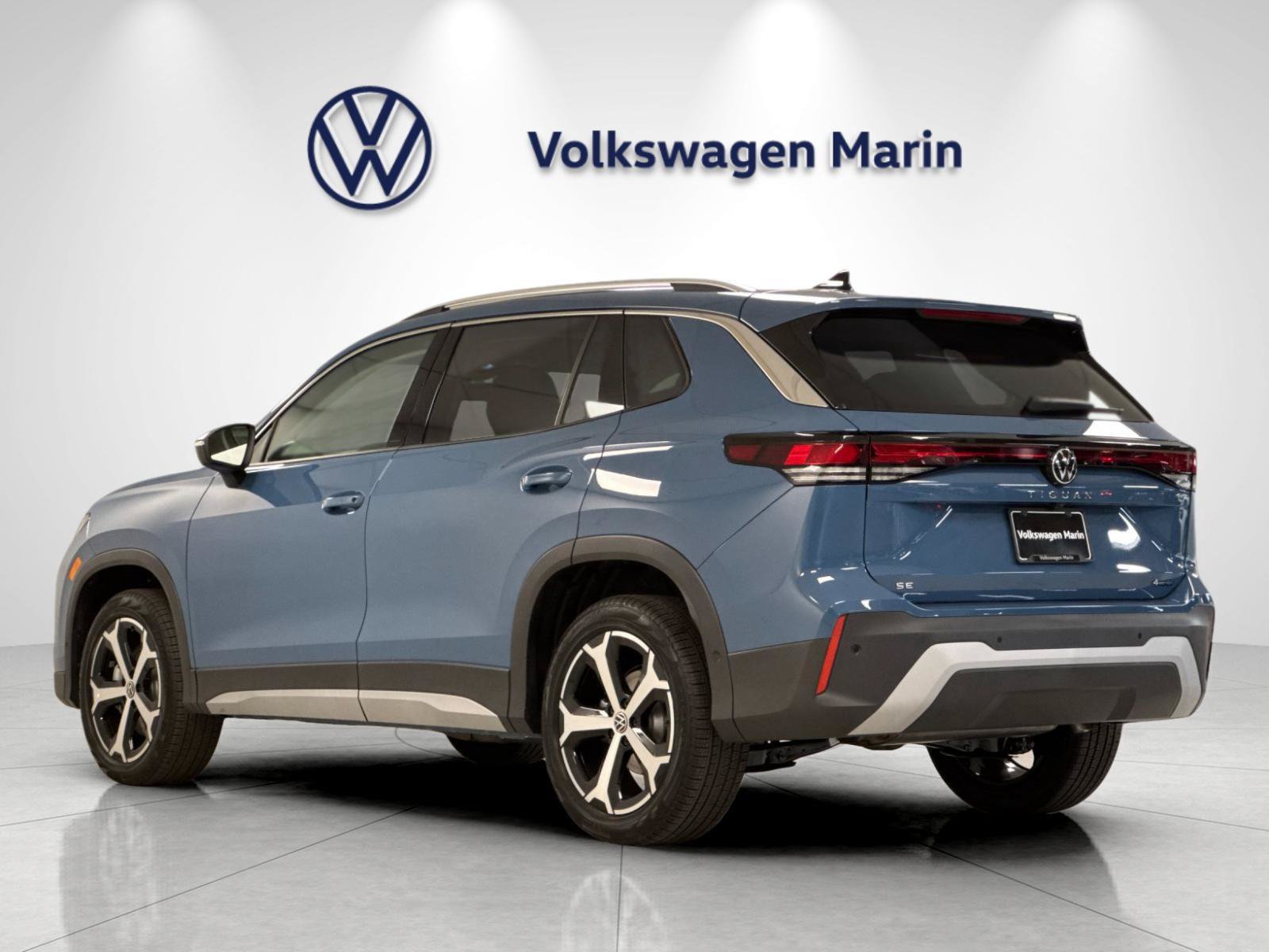 New 2026 Volkswagen Tiguan SE AWD/4WD image 3