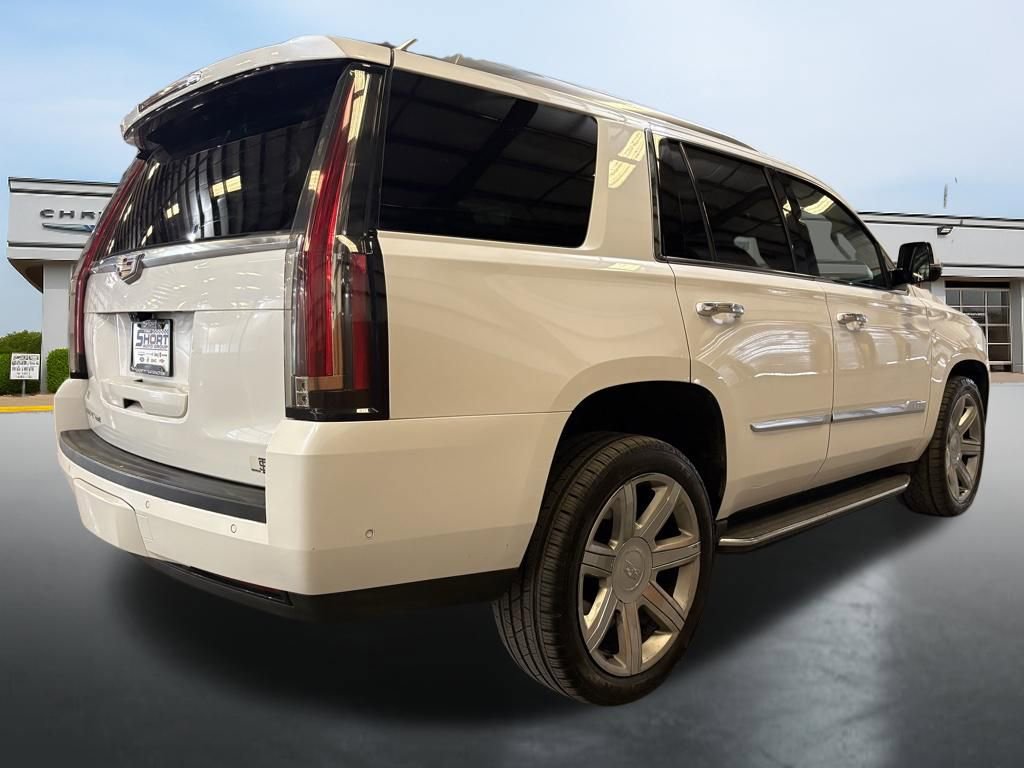 Used 2020 Cadillac Escalade Premium Luxury image 5