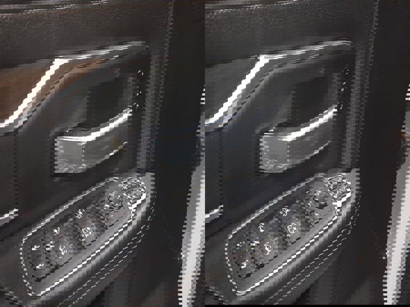 Used 2024 RAM 2500 Laramie image 7