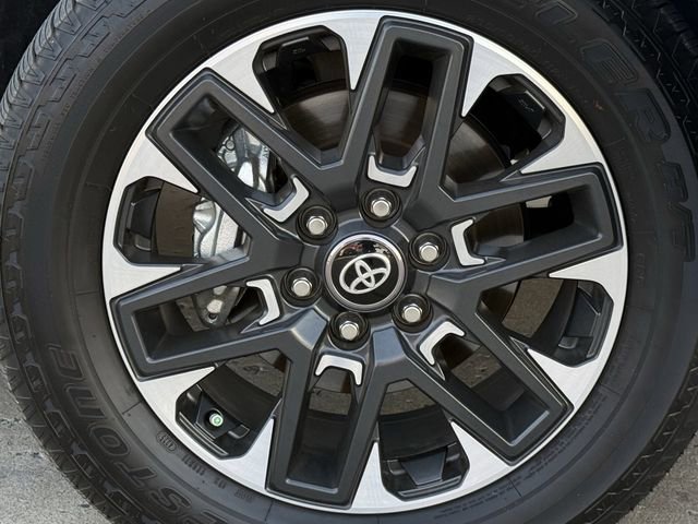 Used 2026 Toyota Tundra Limited w/ Power Package image 11