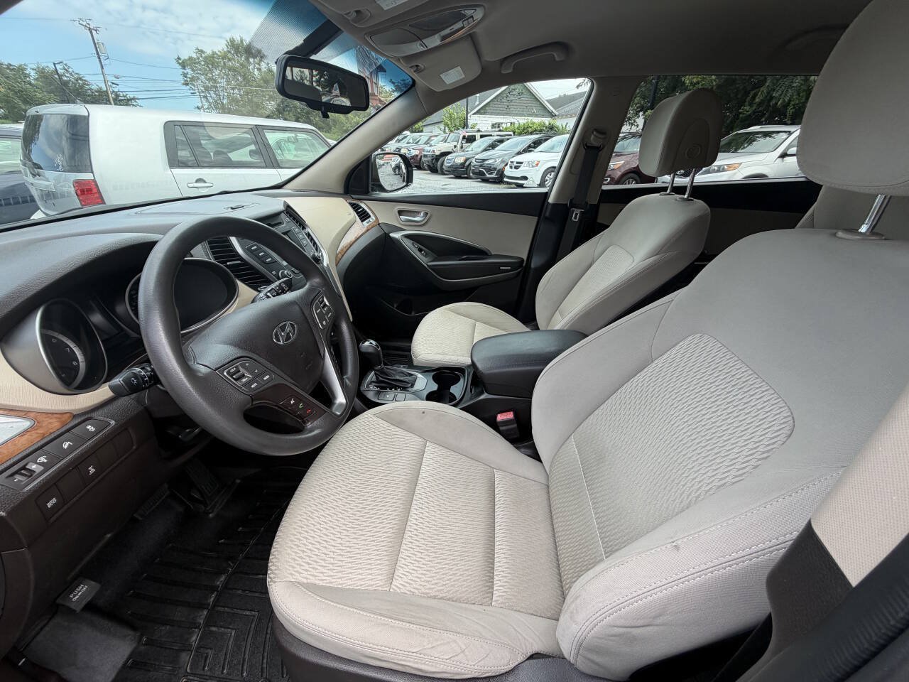 Used 2015 Hyundai Santa Fe GLS AWD/4WD image 10