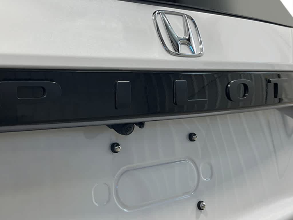 New 2026 Honda Pilot Black Edition image 6
