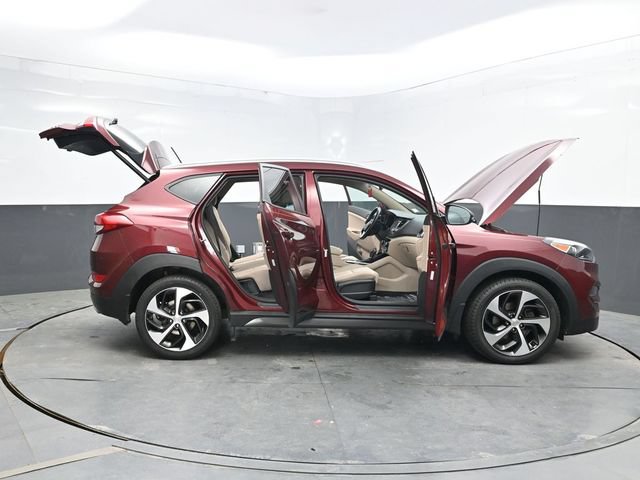 Used 2016 Hyundai Tucson Sport AWD/4WD image 52