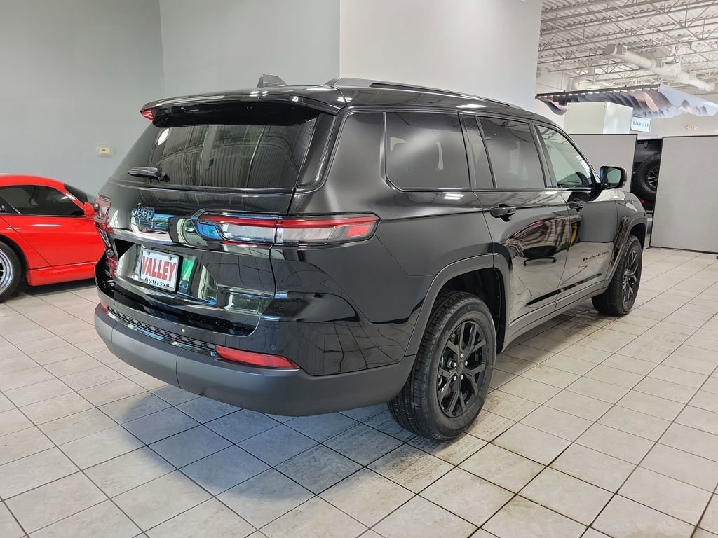 New 2025 Jeep Grand Cherokee L Altitude image 6