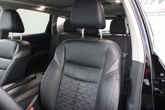 Used 2020 Nissan Murano Platinum image 17