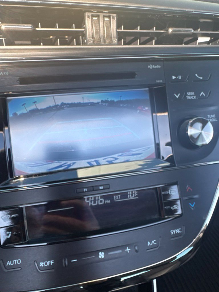 Used 2018 Toyota Avalon XLE Plus w/ Four Season Floor Mat Package FWD image 9