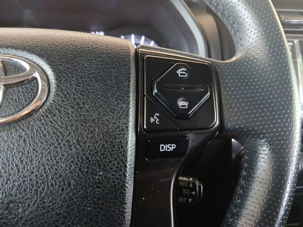Used 2019 Toyota 4Runner TRD Off-Road Premium AWD/4WD image 17
