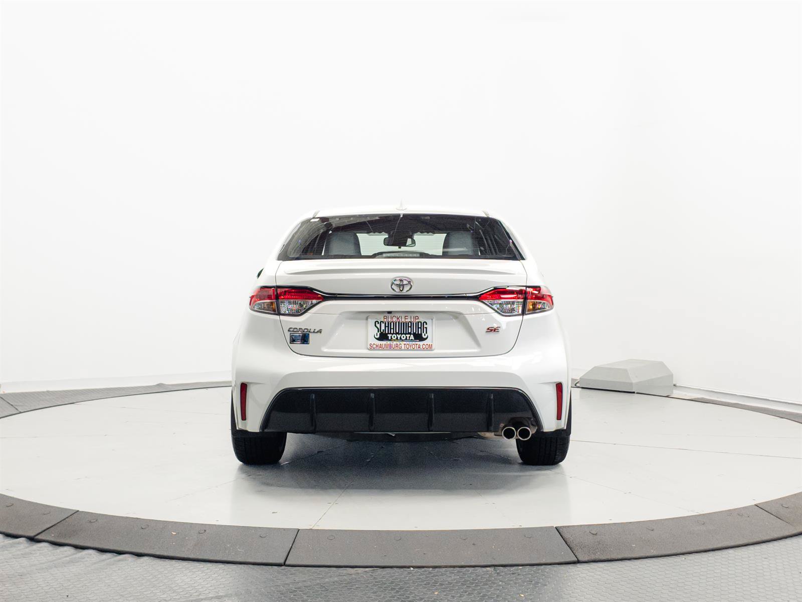 Certified 2026 Toyota Corolla SE w/ SE Package FWD image 11