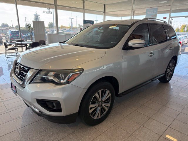 Used 2018 Nissan Pathfinder SV AWD/4WD image 7