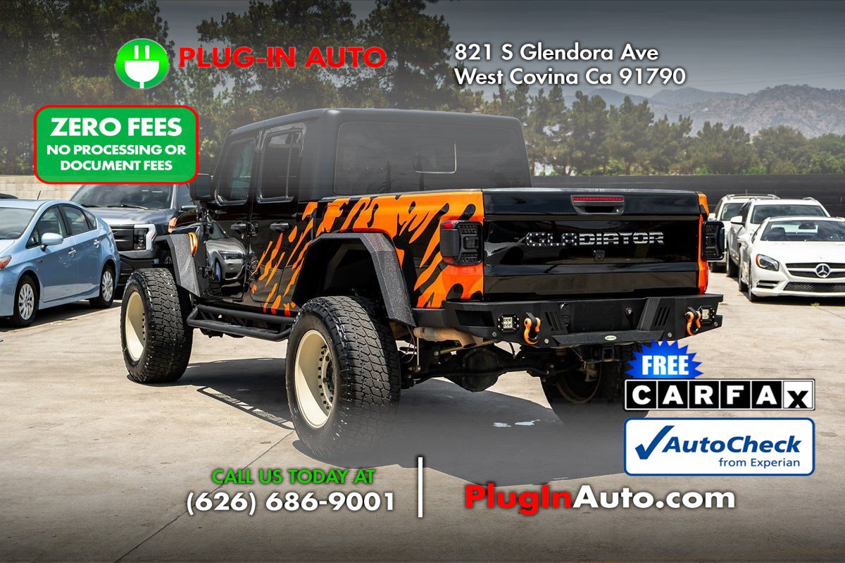 Used 2023 Jeep Gladiator Sport AWD/4WD image 2