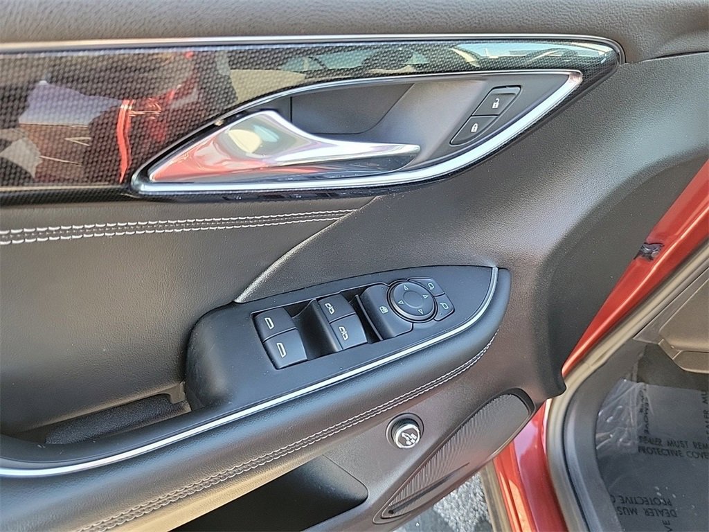 Used 2023 Buick Envision Preferred image 19