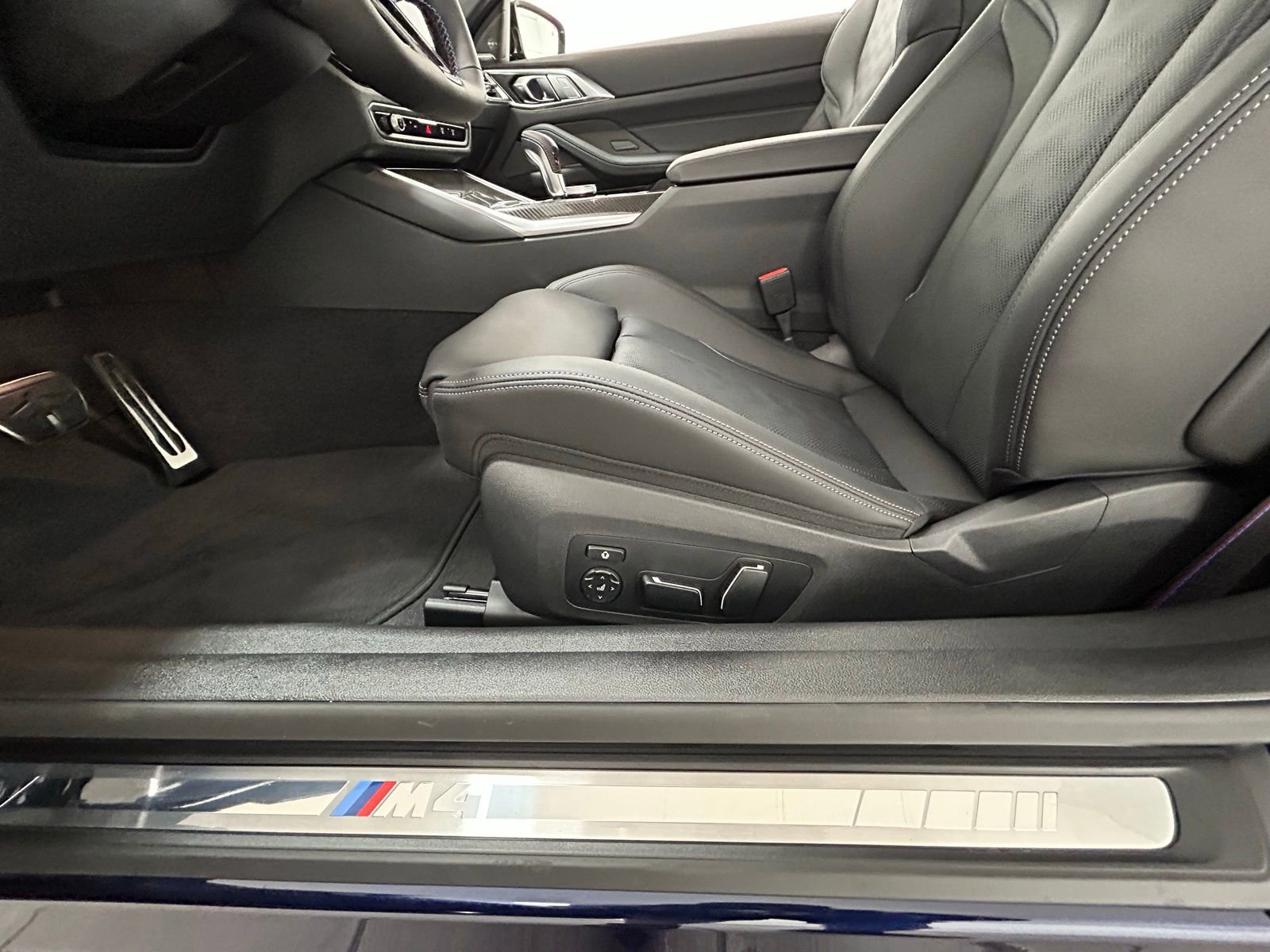 New 2026 BMW M4 xDrive Competition w/ Executive Package image 28