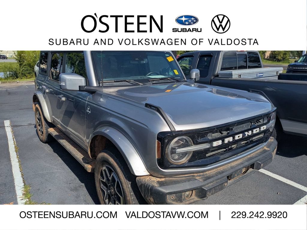 Used 2023 Ford Bronco Outer Banks AWD/4WD image 1