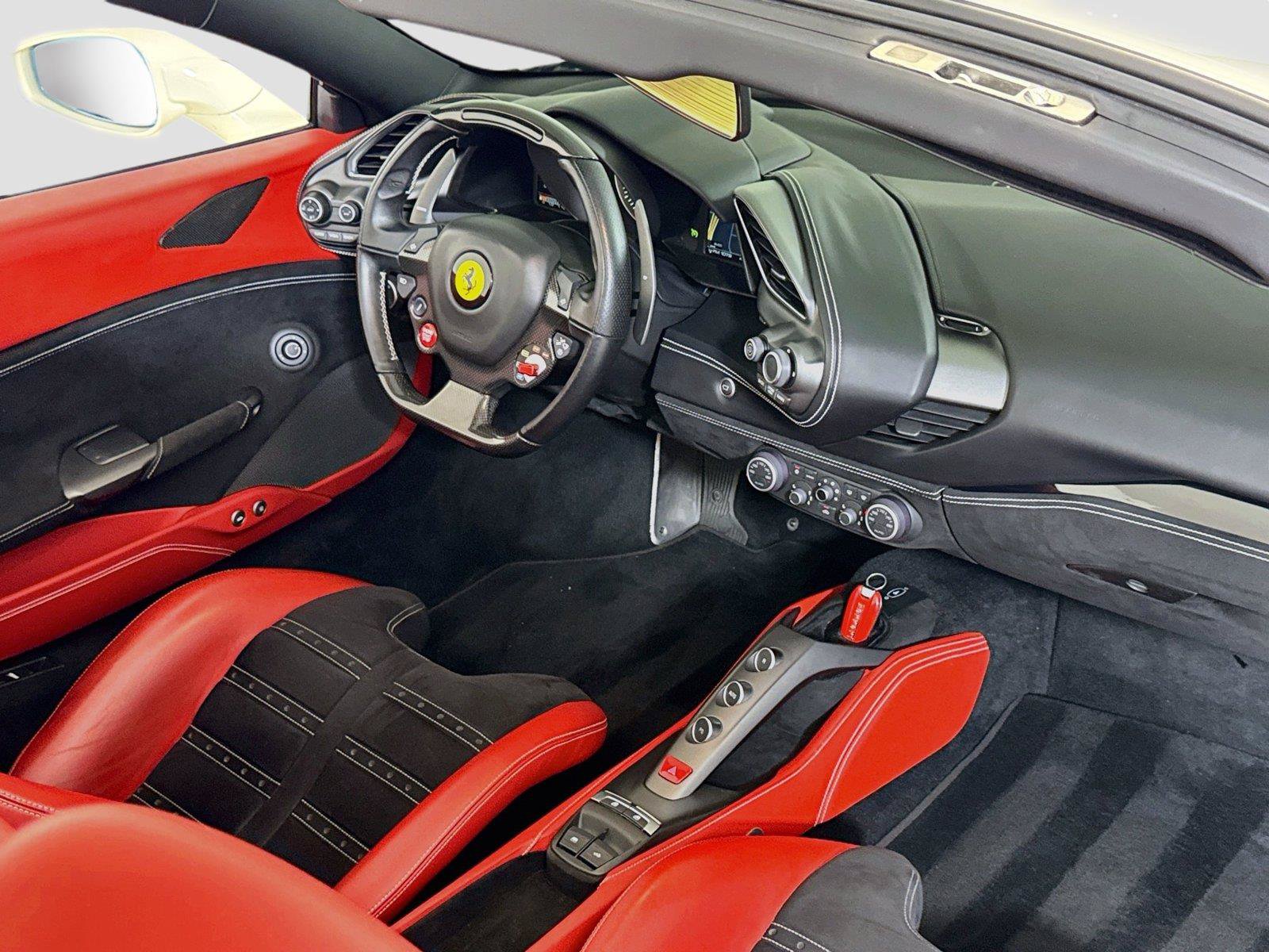 Used 2019 Ferrari 488 Spider RWD image 30