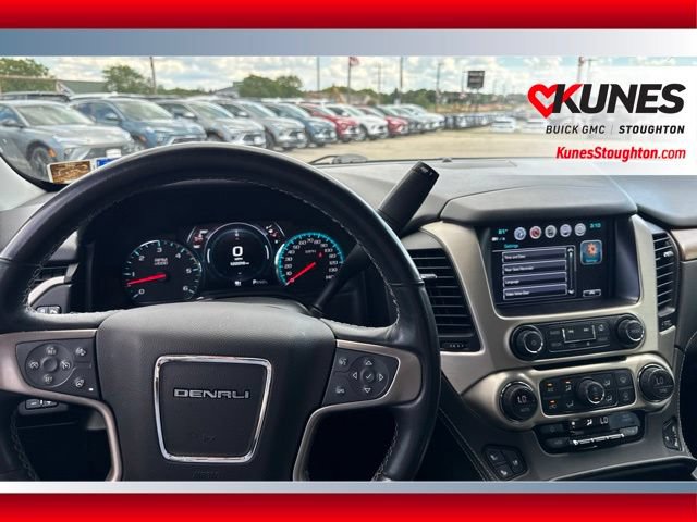Used 2020 GMC Yukon XL Denali w/ Denali Ultimate Package AWD/4WD image 24