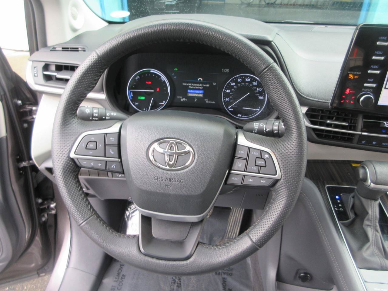 Used 2024 Toyota Sienna Limited AWD image 48