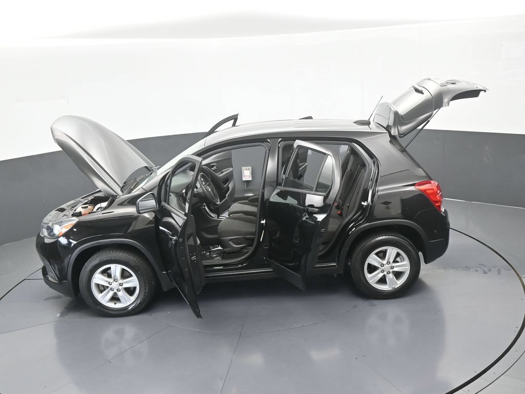 Used 2022 Chevrolet Trax LS AWD/4WD image 58