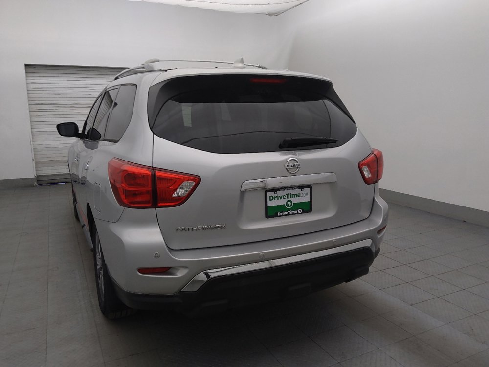 Used 2019 Nissan Pathfinder S FWD image 5