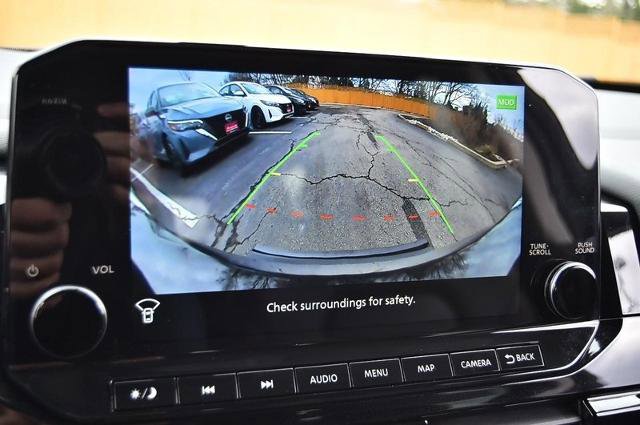 Certified 2025 Nissan Pathfinder Platinum image 17