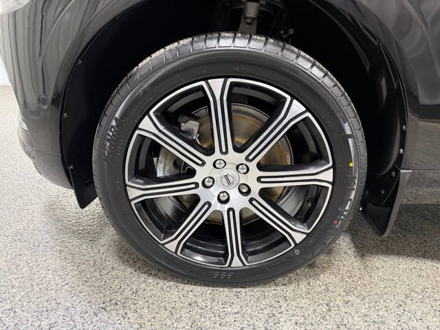 Used 2021 Volvo XC60 T8 Inscription w/ Advanced Package image 29