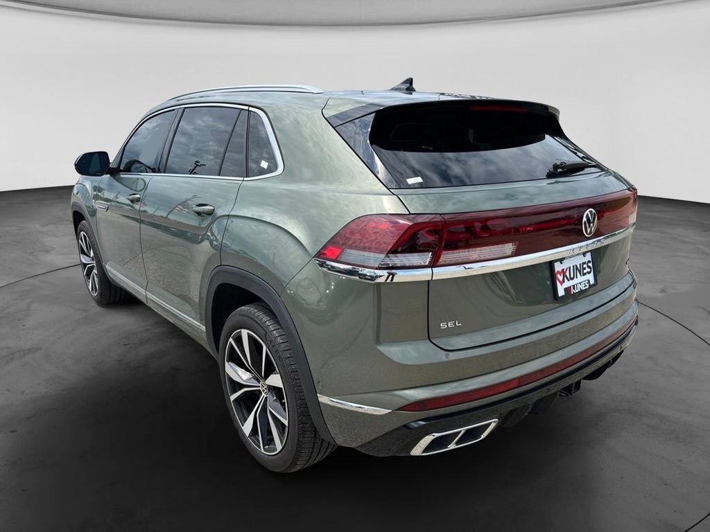 Used 2026 Volkswagen Atlas Cross Sport SEL Premium R-Line AWD/4WD image 8